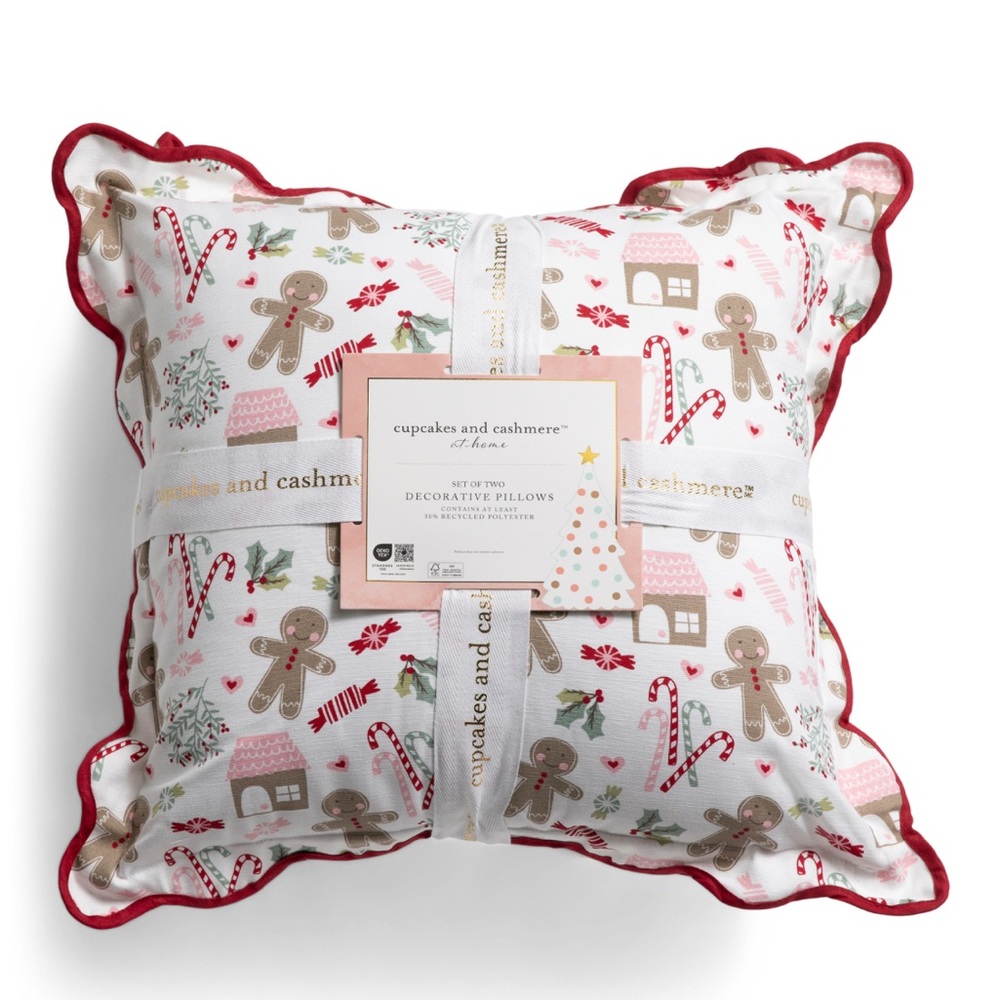 Cupcakes & Cashmere 2 pack Sweet Christmas Treats Pillows